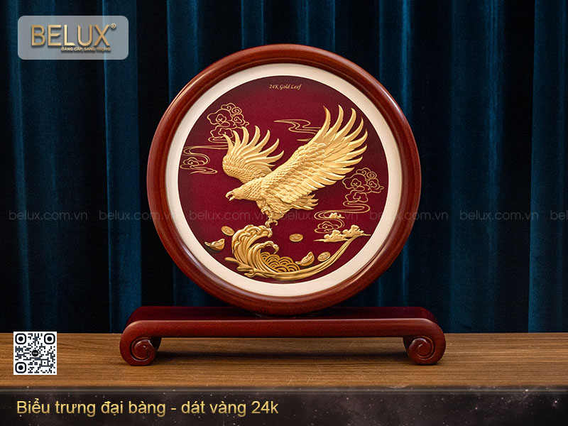 Biểu trưng tròn đại bàng dát vàng 24k&nbsp;